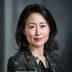 亚洲一区二区首席编辑王晓琳的专业形象，体现其内容审核与精品把控的专业素养